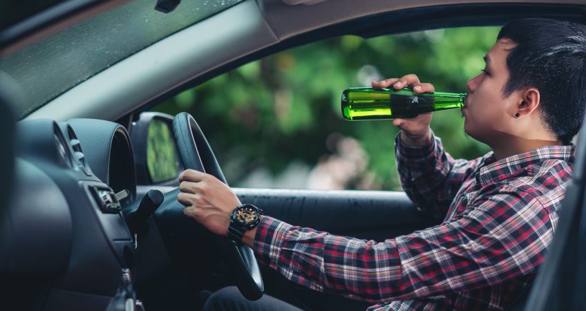 DUI lawyer explaining defense strategies for dismissing DUI charges in Los Angeles