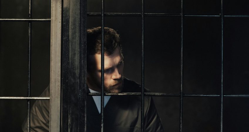 A California defendant in court for false imprisonment charges under Penal Code 236 PC.